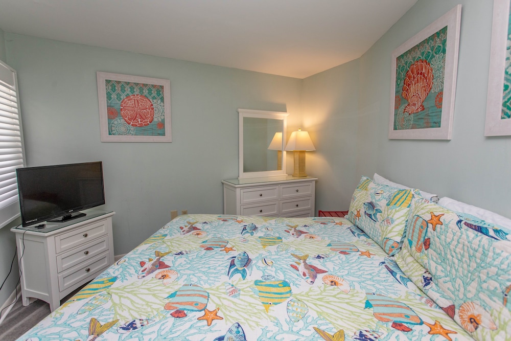 Royal Garden Resort 201 3 Bedroom Condo by RedAwning - photo 3