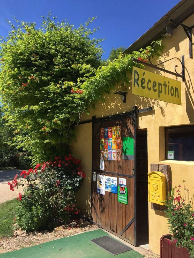Camping La Ferme de Perdigat — Le Bugue — photo 2