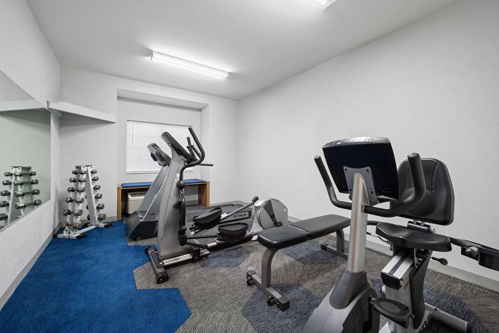 Microtel Inn & Suites by Wyndham Houma - photo 11
