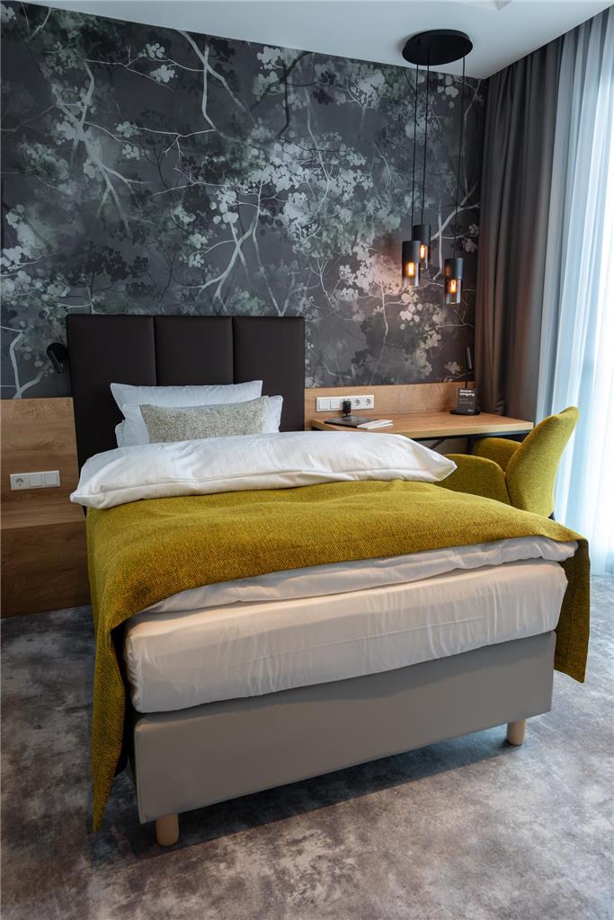 Esplanade Zimmer sRGB x