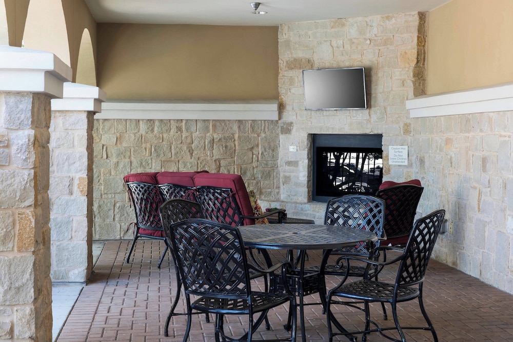 TownePlace Suites by Marriott Fort Worth Downtown - photo 20