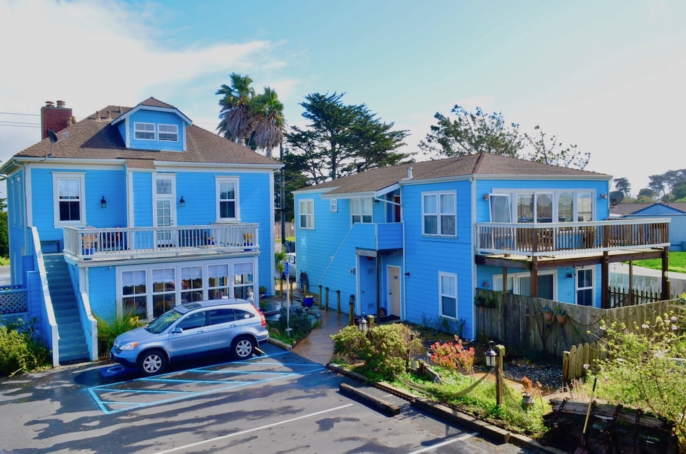 Captain's Inn at Moss Landing - photo 87
