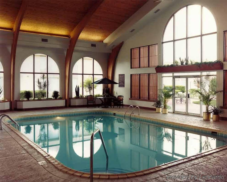 Ramada Indianapolis - photo 9