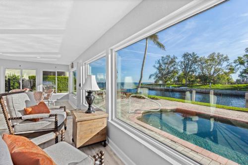 Life on the Harbor in Punta Gorda, United States