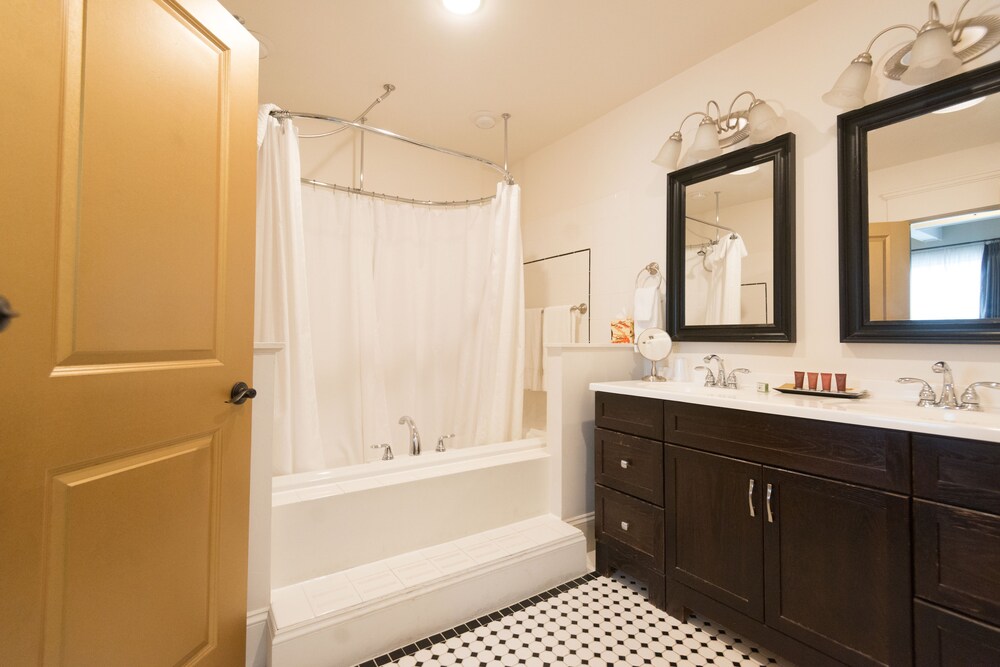 Camas Boutique Hotel - photo 80