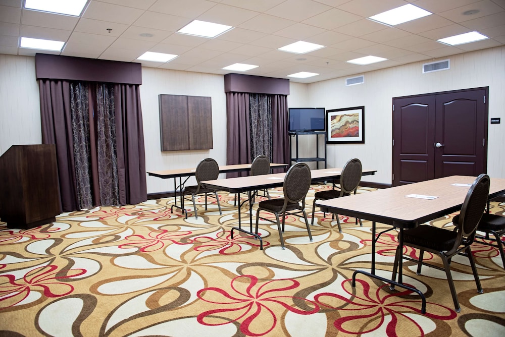 Hampton Inn & Suites Hope - photo 37