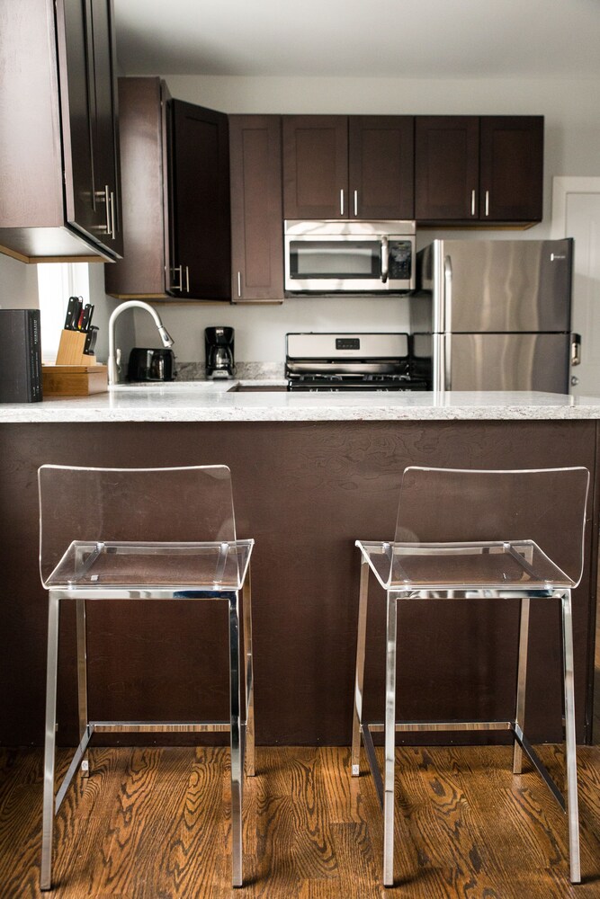 Stunning 3BR in Lake View by Sonder - photo 16