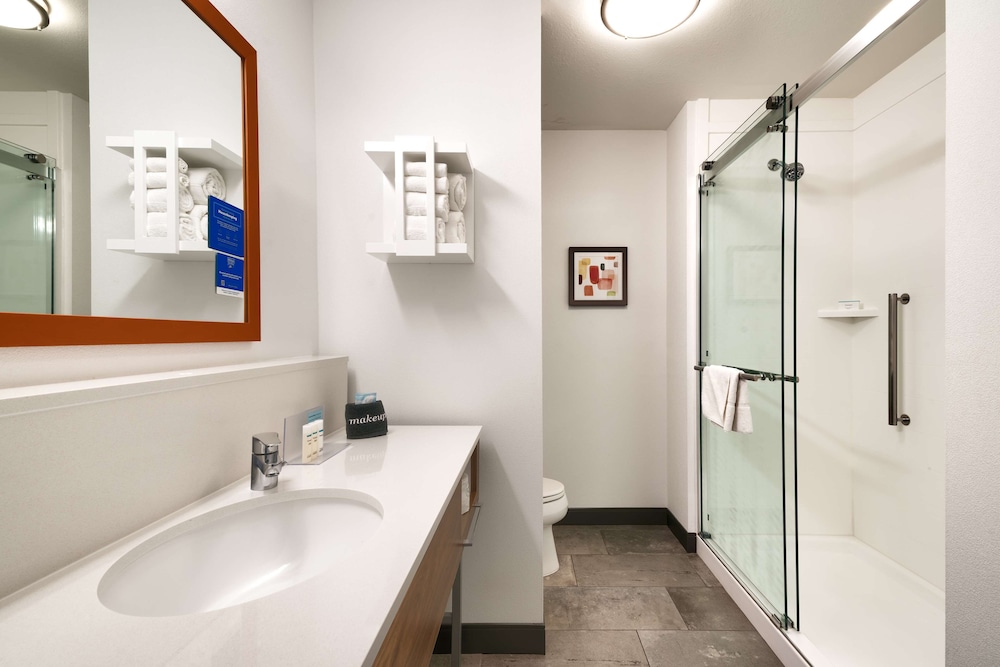 Hampton Inn & Suites By Hilton Spanish Fork Provo - photo 16