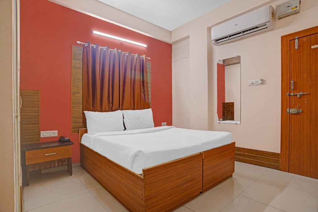Collection O 82923 Hotel Verena in Indore, India
