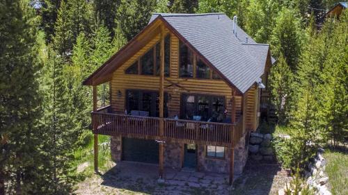 Columbine Cabin 0019 — 4-Star Luxury Hotel in Alliance, United States