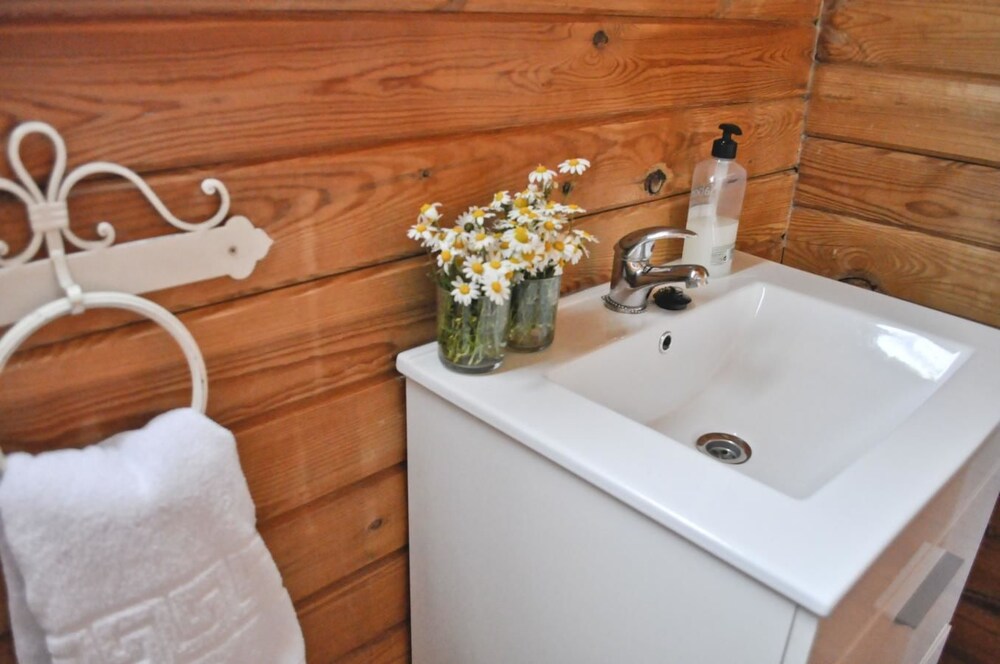 Tabla Honda - carbon neutral hotel in El Robledo