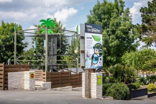 Camping les alouettes — 4-Star Luxury Hotel in Bretignolles-Sur-Mer, France