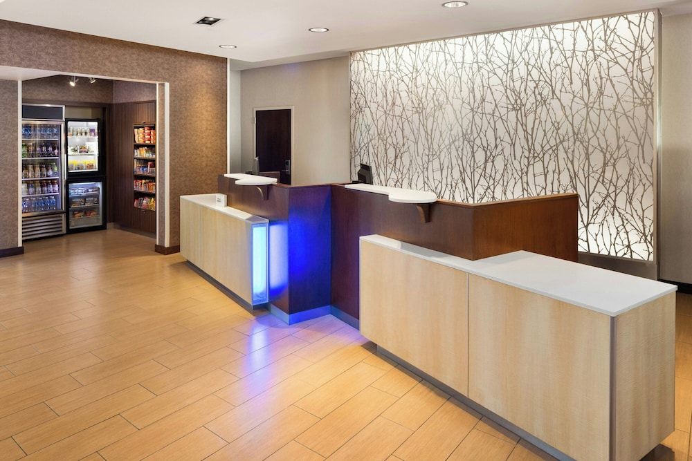 Fairfield Inn & Suites by Marriott La Crosse Downtown - photo 3