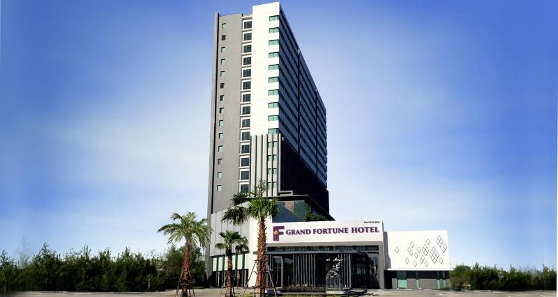 Grand Fortune Hotel Nakhon Si Thammarat — 4-Star Luxury Hotel in Nakhon Si Thammarat, Thailand