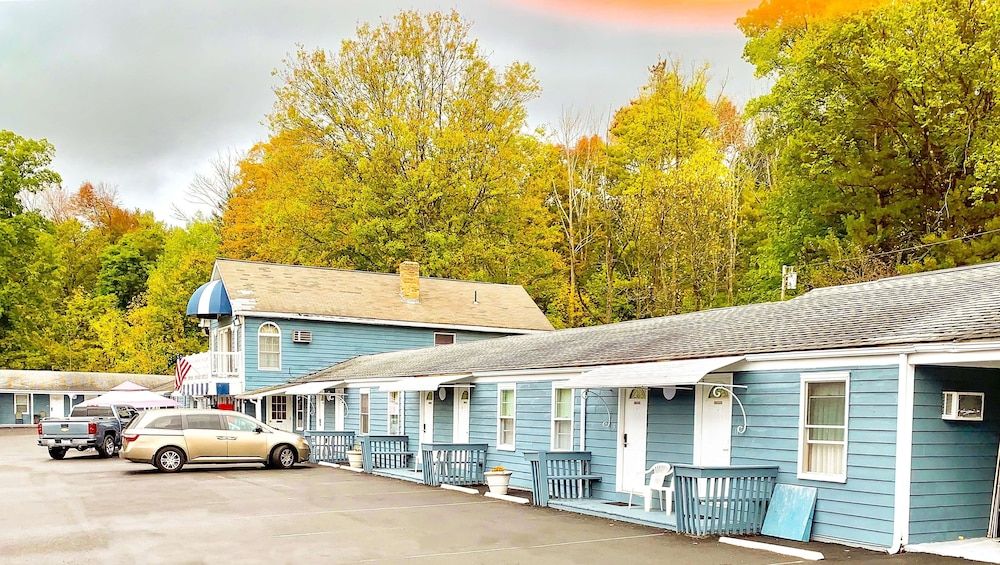 American Inn Lee — Lee