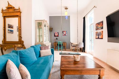 Neoclassical Loft in Monastiraki Acropolis and metro — 4-Star Luxury Hotel in Athens, Greece