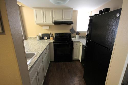 Jarvis Suite Hotel - photo 11
