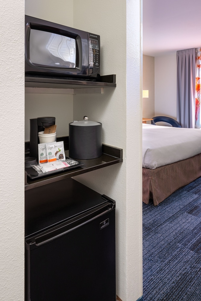 Fairfield Inn & Suites by Marriott Smithfield Selma I 95 - photo 10