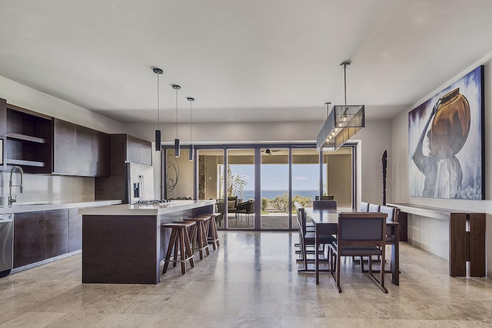 Live Aqua Private Residences Los Cabos — 5-Star Luxury Hotel in Cabo San Lucas, Mexico