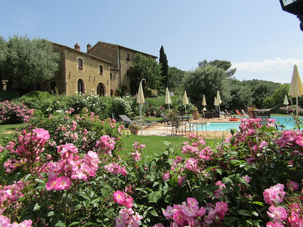 EcoResort Il Cantico della Natura — hotel in Magione