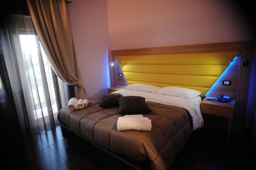 Ostia Antica Suite BB — 4-Star Luxury Hotel in Rome, Italy