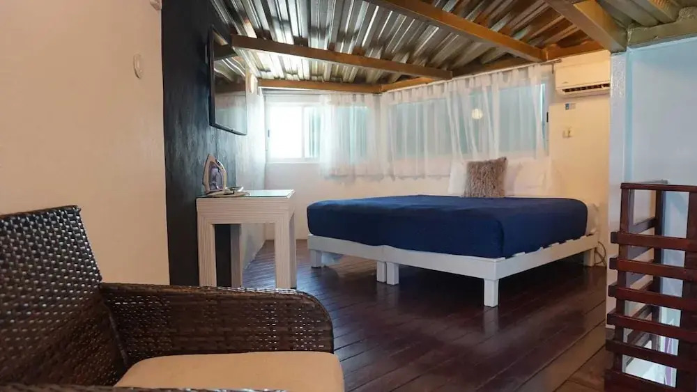 Cancun Plaza by Andiani Travel — 4-Star Luxury Hotel in Cancun, Mexico