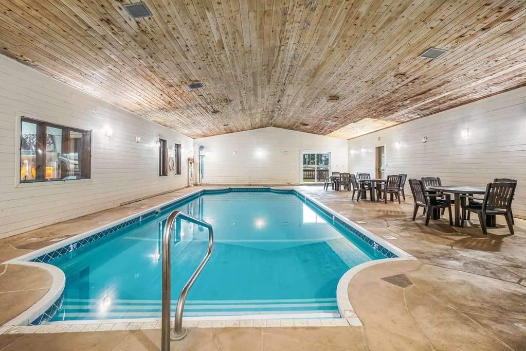 Americas Best Value Inn Marquette - photo 46