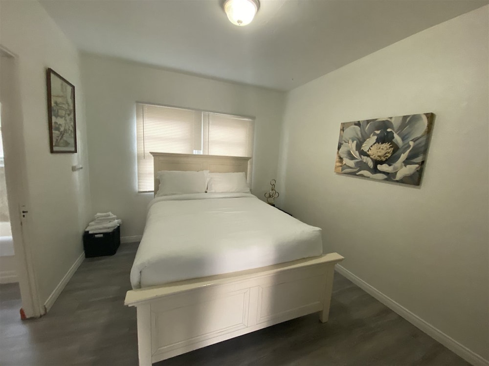 Orange Tree Cottages Downtown - photo 10