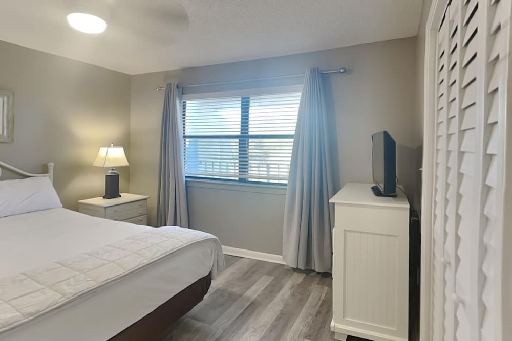 Edgewater Beach & Golf Resort VI by Resort Collection - photo 49