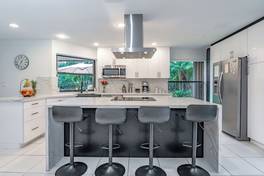 FoxStays Private Resort - photo 21