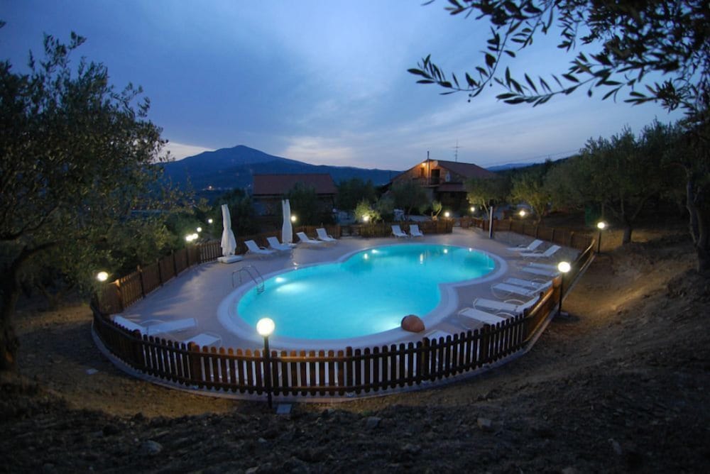 Agriturismo Tempa del Niglio — 4-Star Luxury Hotel in Ascea, Italy