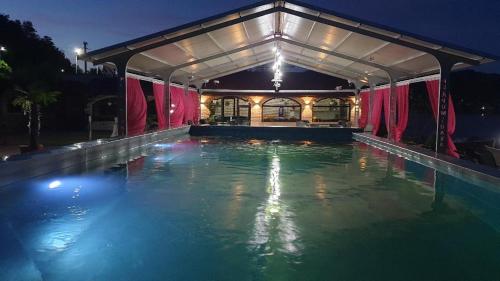 Cabana Plapumioara in Eselnita, Romania