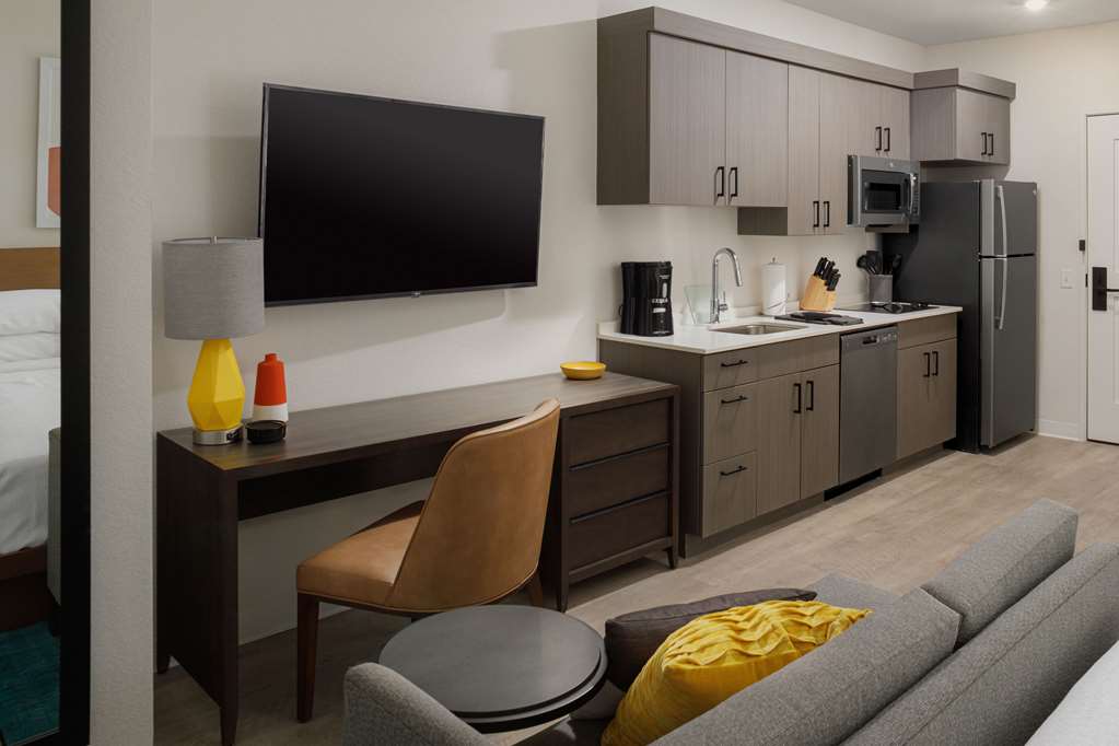 WaterWalk Extended Stay by Wyndham Jacksonville Deerwood Pk - photo 13