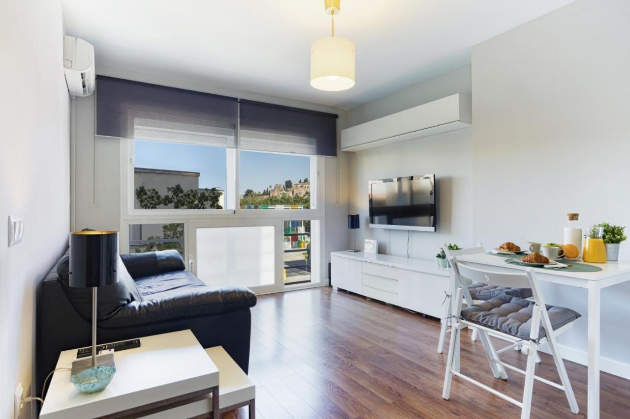 Malagueta Cool Beach Apartment — 4-Star Luxury Hotel in Malaga, Spain