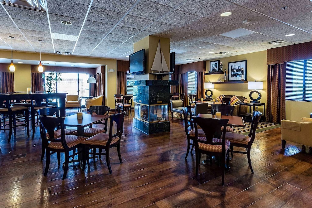 Hampton Inn Somerset - photo 67