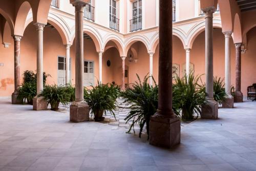 Palacio Mármoles — 4-Star Luxury Hotel in Sevilla, Spain