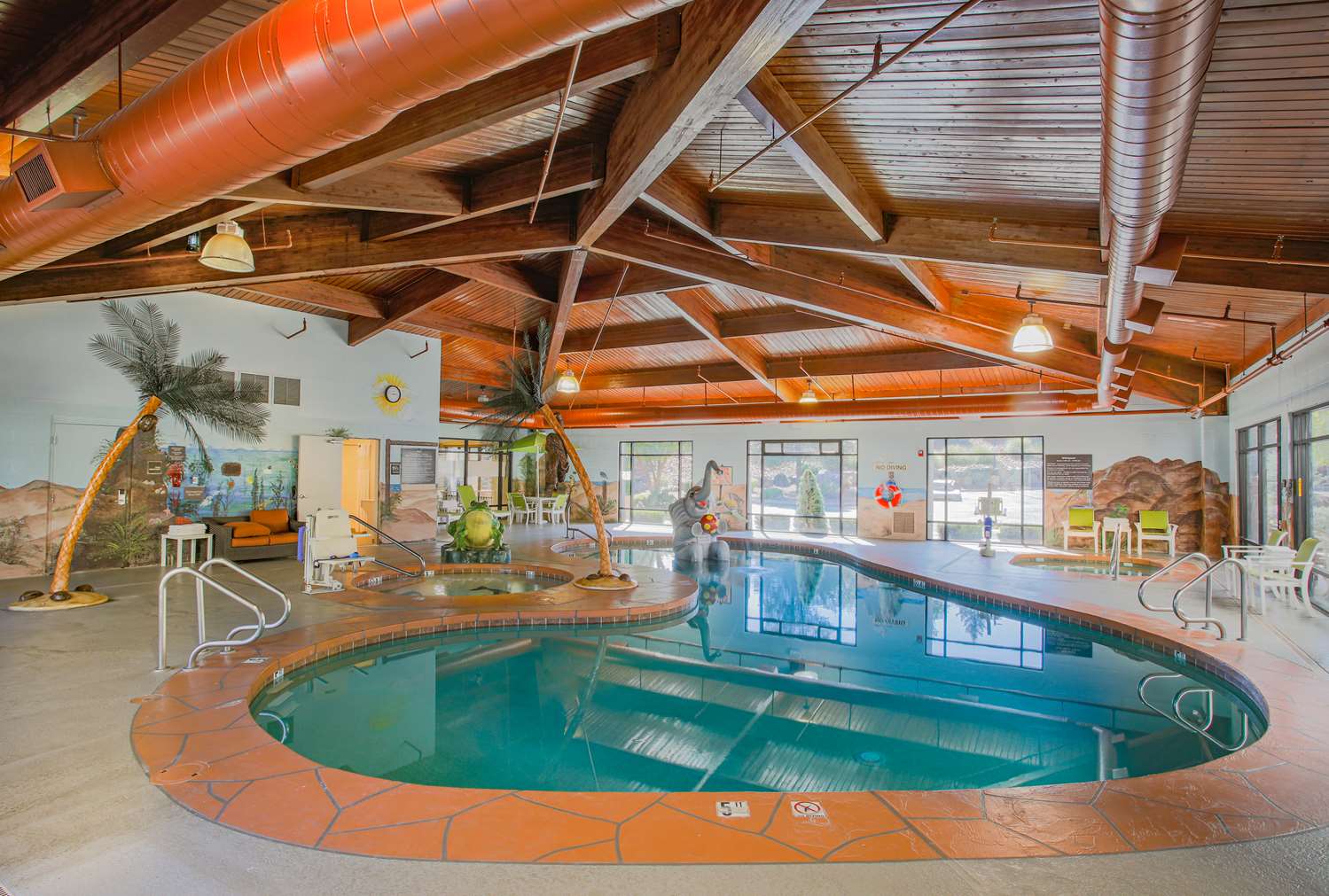 Hampton Inn Prescott - photo 11