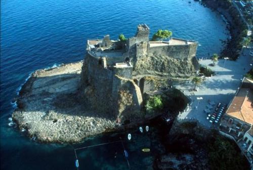 Antico Ormeggio — hotel in Aci Castello