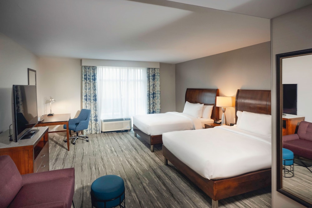 Hilton Garden Inn Nashville Downtown Convention Center - photo 11