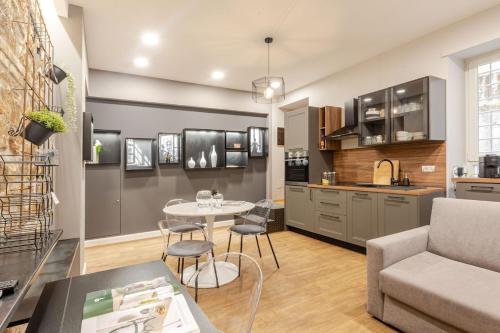 Appartamento My Happy Place Rome — 4-Star Luxury Hotel in Rome, Italy