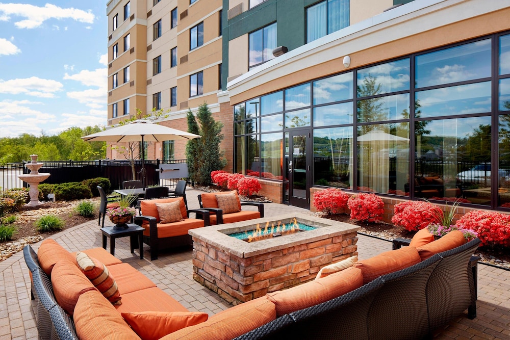 Courtyard by Marriott Pittsburgh Washington Meadow Lands - photo 42
