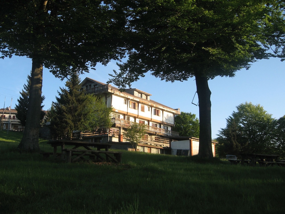 Albergo Rifugio Monte Cucco — hotel in Sassello