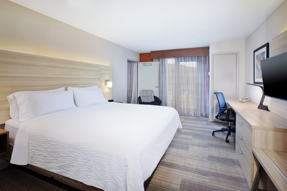 Holiday Inn Express Hotel & Suites Athens - photo 12