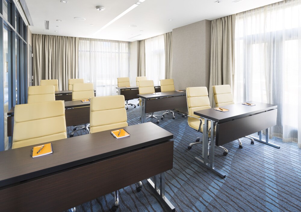 Hotel Indigo Old Town Alexandria by IHG - photo 32