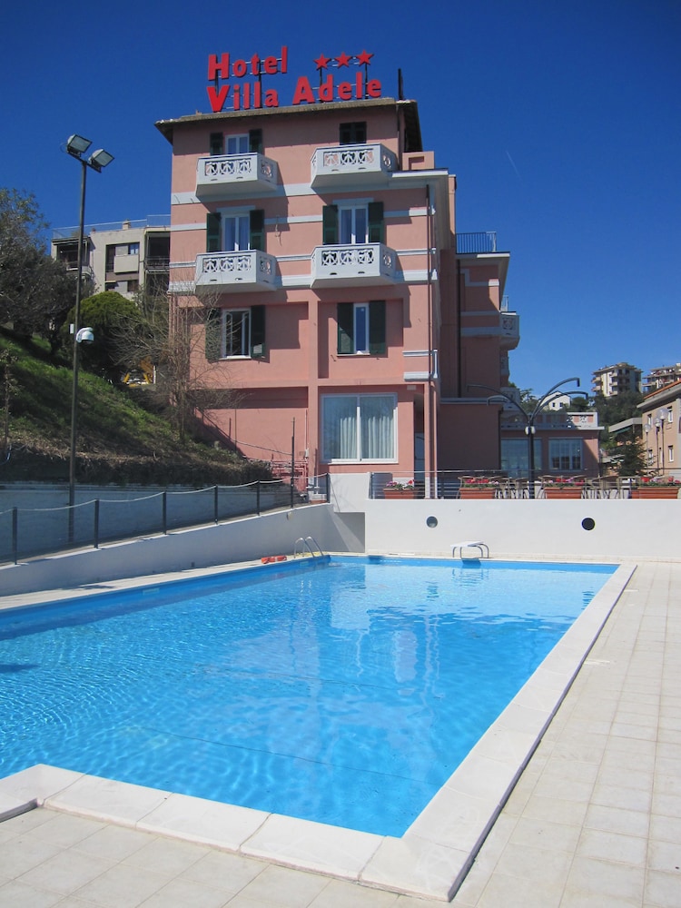 Hotel Villa Adele - carbon neutral hotel in Celle Ligure