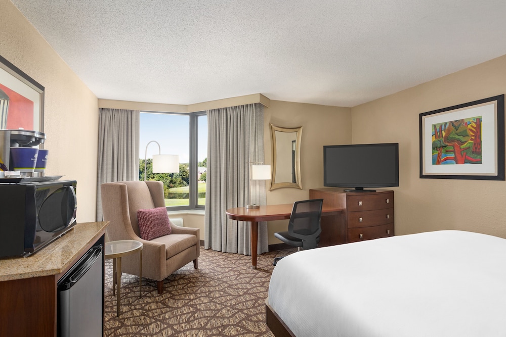 DoubleTree by Hilton Murfreesboro - photo 10