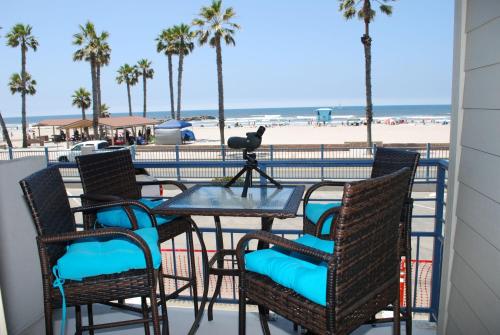 207A Fresh Renovated and Steps from the Beach in Oceanside, United States