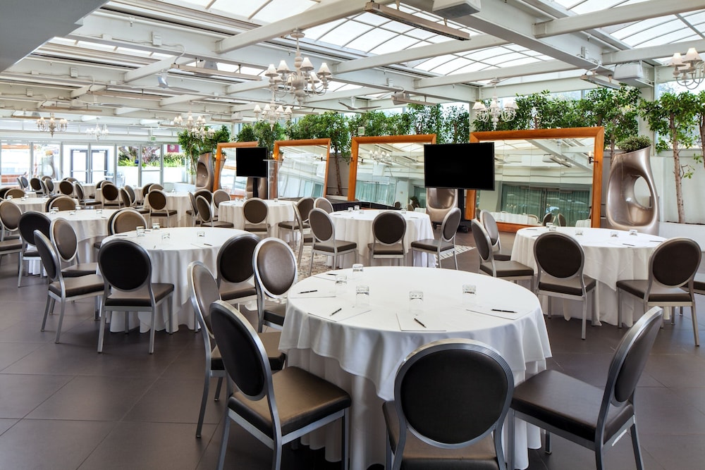 SLS Hotel a Luxury Collection Hotel Beverly Hills - photo 80