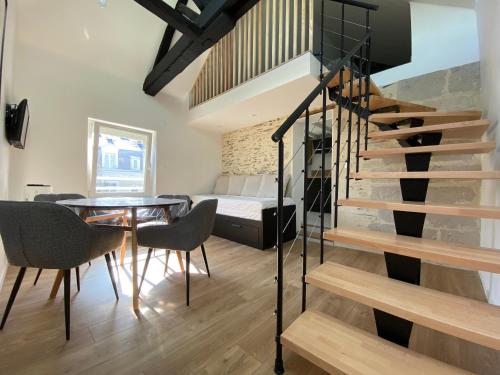 La Douce Angevine Le Perroquet in Angers, France