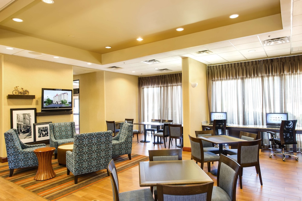 Hampton Inn & Suites Atlanta Galleria - photo 47